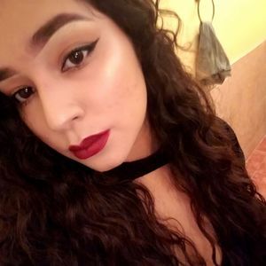 Meet your Posher, Elenaa